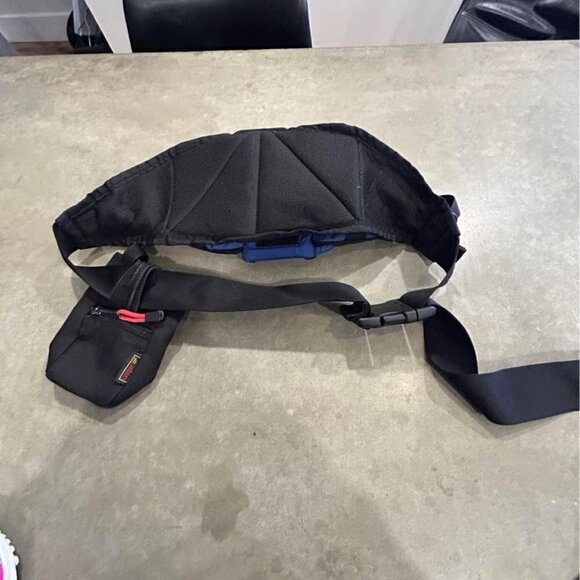 Oversized hiking belt bag. QUEST. Velcro detachable. Heavy duty buckle. - Picture 7 of 10